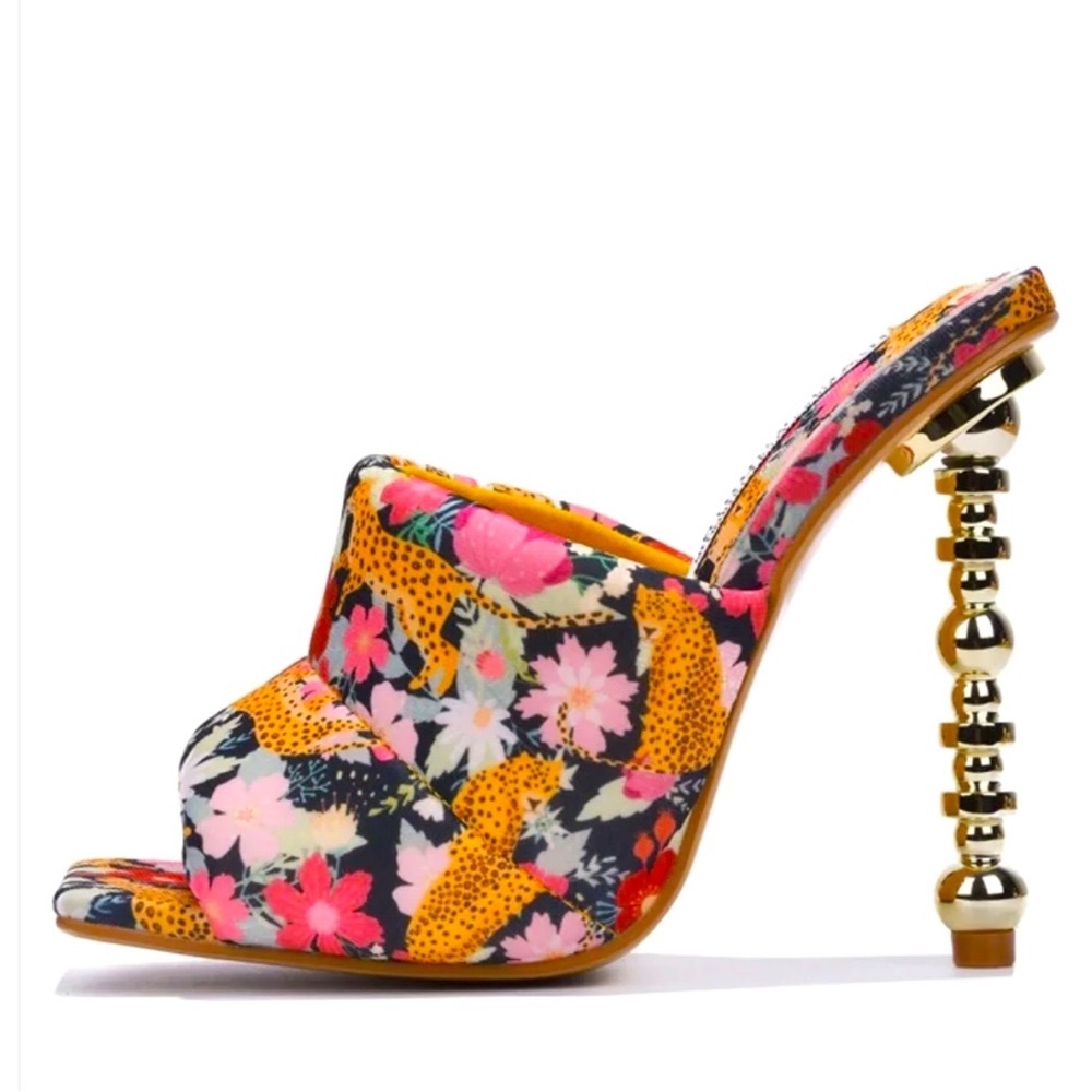 Cheetah floral print with ornate gold heel